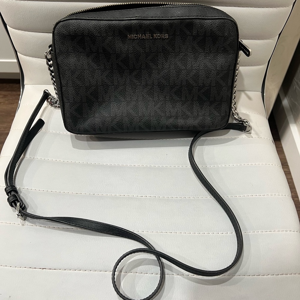 Michael Kors Crossbody